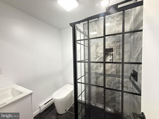 235 STAFFORD DR, Bushkill, PA 18324