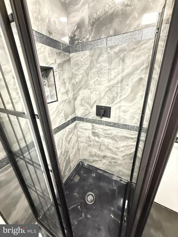 235 STAFFORD DR, Bushkill, PA 18324