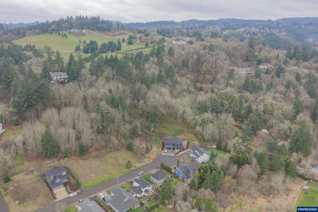 2468 Morrow Ct NW, Salem, OR 97304