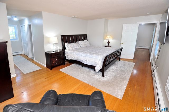 10 Breezy Knoll Drive, Bloomfield, CT 06002