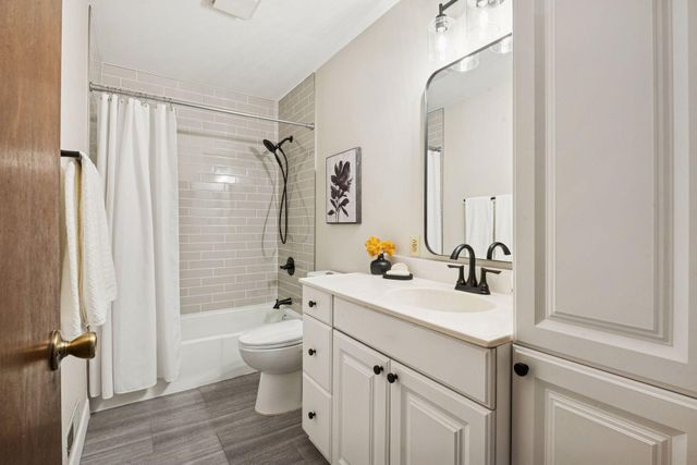 10500 Wyoming Avenue S, Bloomington, MN 55438