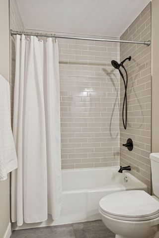 10500 Wyoming Avenue S, Bloomington, MN 55438