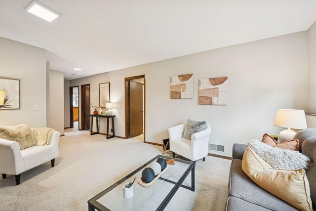 10500 Wyoming Avenue S, Bloomington, MN 55438