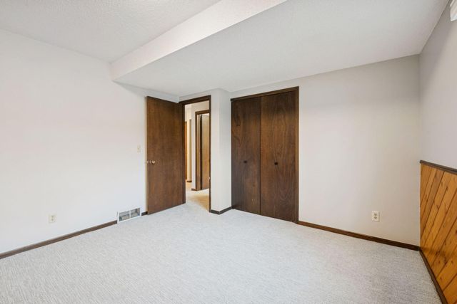 10500 Wyoming Avenue S, Bloomington, MN 55438