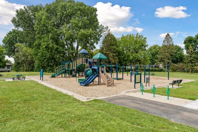 10500 Wyoming Avenue S, Bloomington, MN 55438