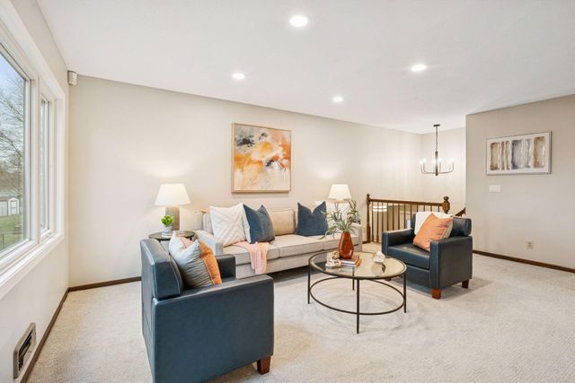 10500 Wyoming Avenue S, Bloomington, MN 55438