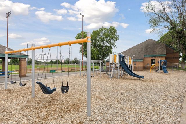 10500 Wyoming Avenue S, Bloomington, MN 55438