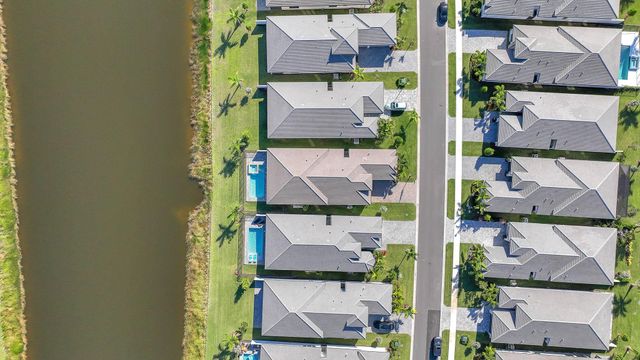 10990 Violet Meadow Street, Boynton Beach, FL 33473