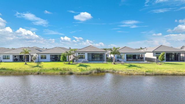 10990 Violet Meadow Street, Boynton Beach, FL 33473