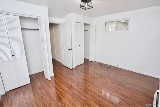 10 Tollgate Court 1, Lynbrook, NY 11563