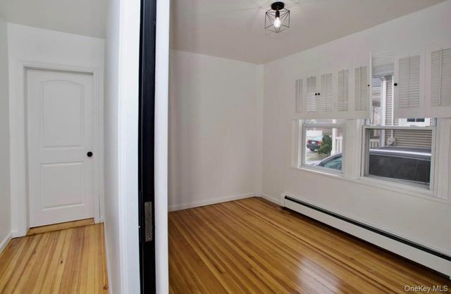 10 Tollgate Court 1, Lynbrook, NY 11563