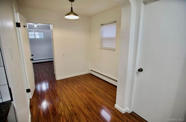 10 Tollgate Court 1, Lynbrook, NY 11563