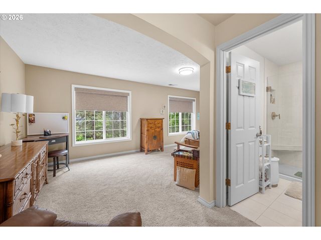 6248 BRIDGEVIEW Dr, West Linn, OR 97068