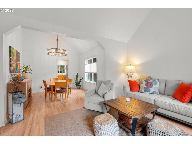 6248 BRIDGEVIEW Dr, West Linn, OR 97068