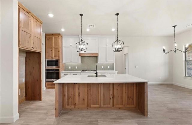 11629 NW 103rd Street, Yukon, OK 73099