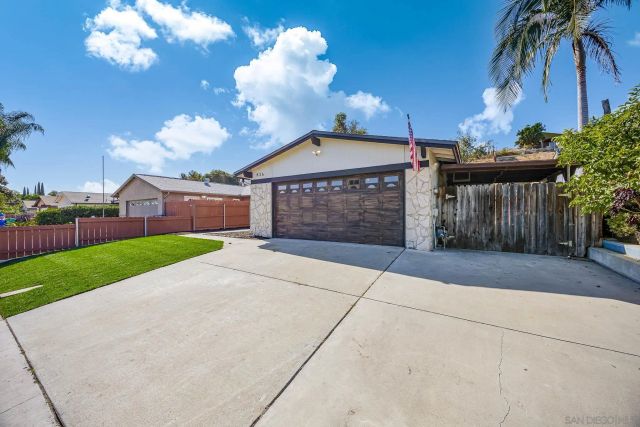 836 Carlsbad St, San Diego, CA 92114