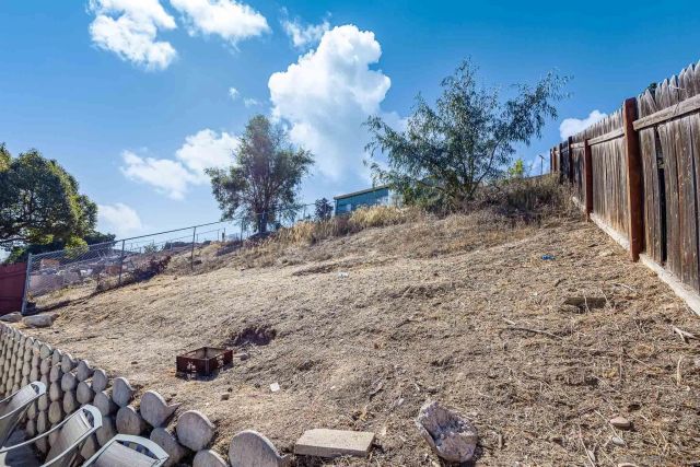 836 Carlsbad St, San Diego, CA 92114