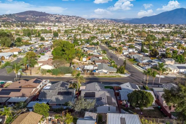 836 Carlsbad St, San Diego, CA 92114