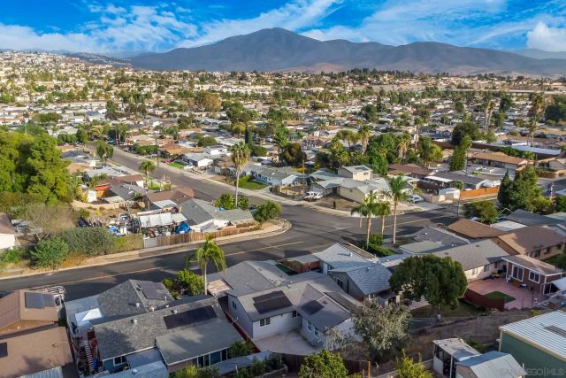 836 Carlsbad St, San Diego, CA 92114