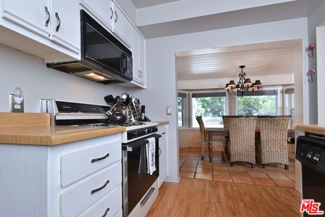 4709 Camellia Avenue, Valley Village, CA 91602