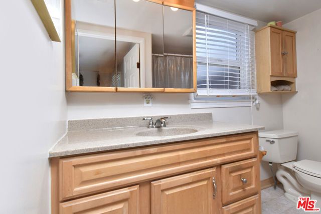 4709 Camellia Avenue, Valley Village, CA 91602