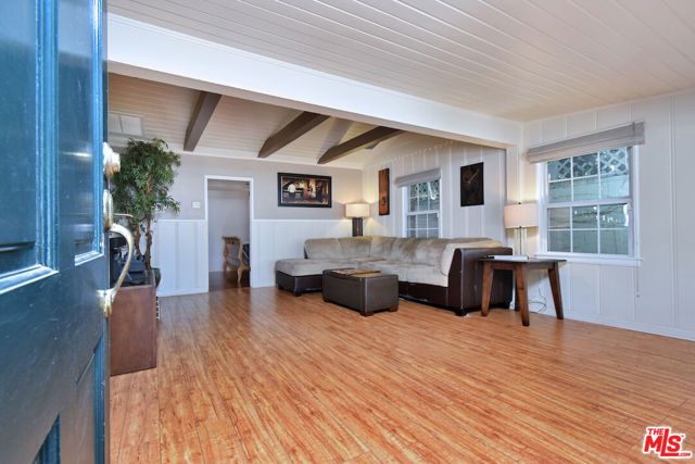 4709 Camellia Avenue, Valley Village, CA 91602