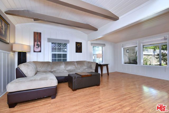 4709 Camellia Avenue, Valley Village, CA 91602