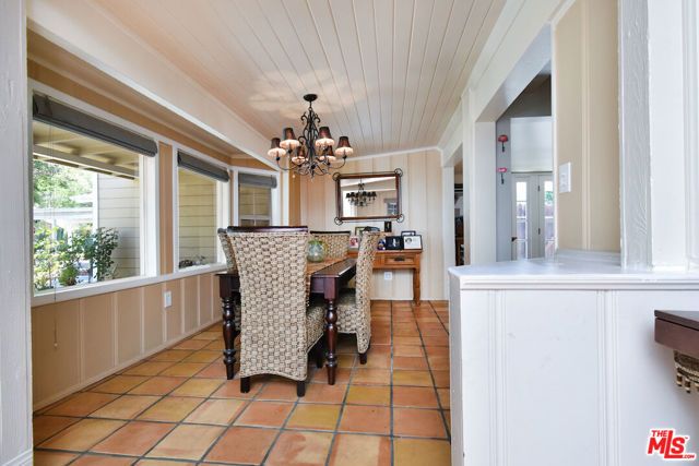 4709 Camellia Avenue, Valley Village, CA 91602