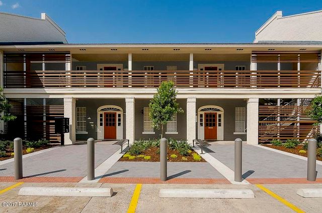 218 Rue Beauregard J, Lafayette, LA 70508