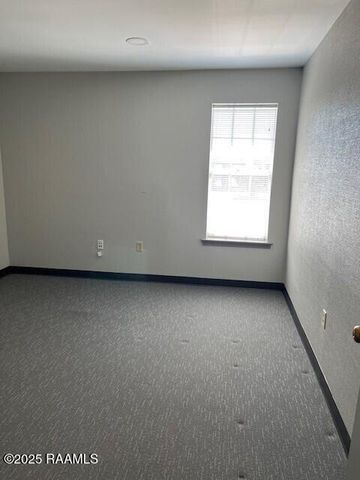 218 Rue Beauregard J, Lafayette, LA 70508