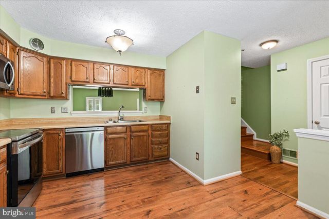 20540 LOWFIELD DR, Germantown, MD 20874