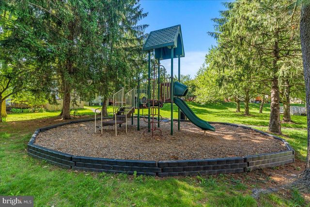 20540 LOWFIELD DR, Germantown, MD 20874