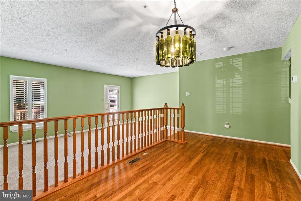Image 21 of property listing at 20540 LOWFIELD DR, Germantown, MD 20874