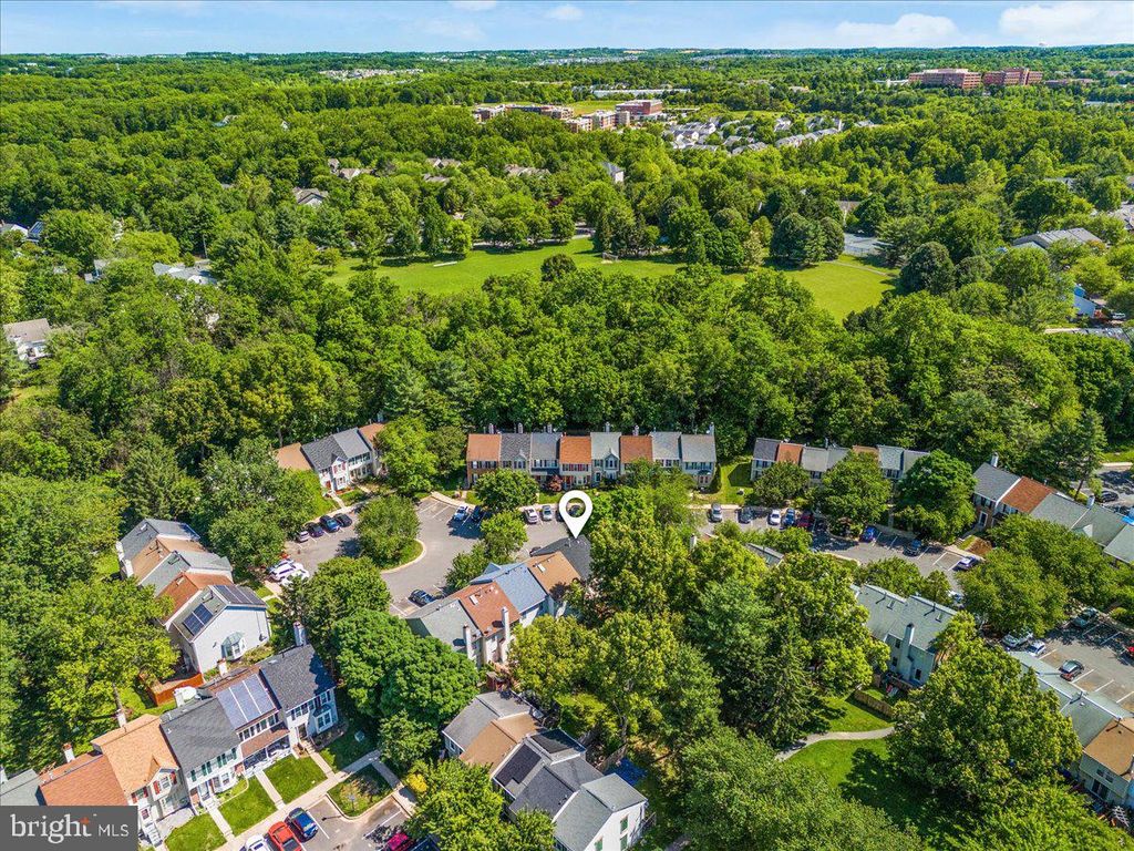 Image 54 of property listing at 20540 LOWFIELD DR, Germantown, MD 20874