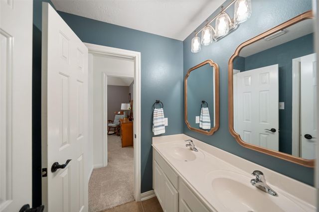 18118 Outback Lakes Trail, Humble, TX 77346