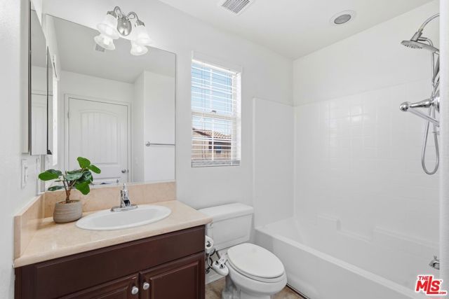 20244 Pienza Lane, Porter Ranch (los Angeles), CA 91326