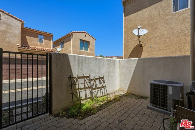 20244 Pienza Lane, Porter Ranch (los Angeles), CA 91326