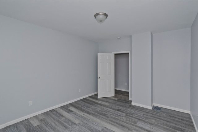 64 Thompson St, Springfield, MA 01109