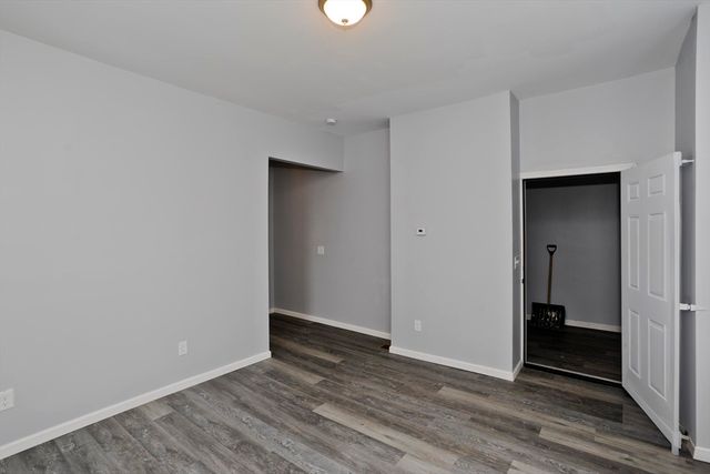 64 Thompson St, Springfield, MA 01109