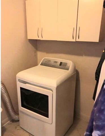 34836 John Street, Wayne, MI 48184