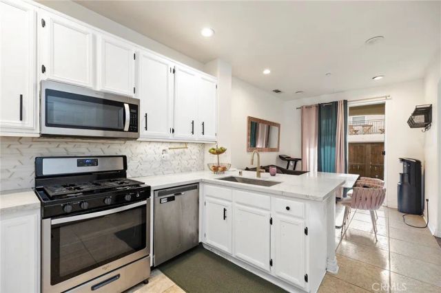41945 Davenport Way D, Murrieta, CA 92562