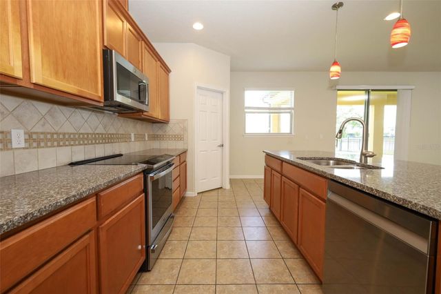 2610 MEAD AVENUE, St Cloud, FL 34771