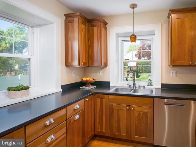 319 N BOWMAN AVE, Merion Station, PA 19066
