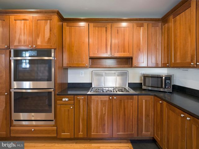 319 N BOWMAN AVE, Merion Station, PA 19066
