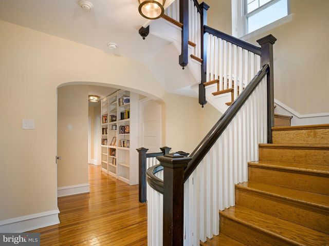 319 N BOWMAN AVE, Merion Station, PA 19066