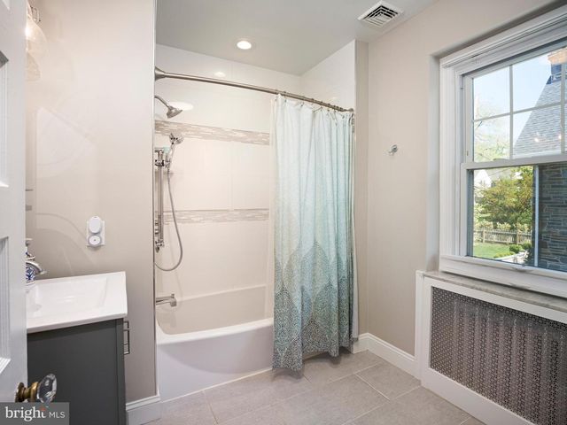 319 N BOWMAN AVE, Merion Station, PA 19066