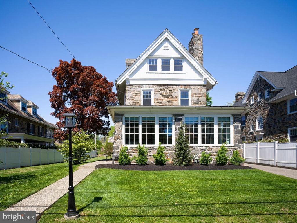 319 N BOWMAN AVE, Merion Station, PA 19066