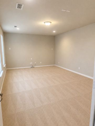 2818 Twin Ridge Drive, Arlington, TX 76001
