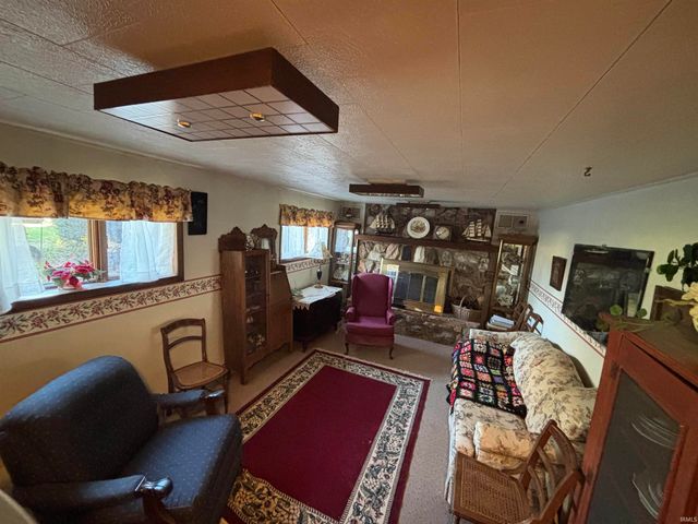 15871 18th Road, Plymouth, IN 46501