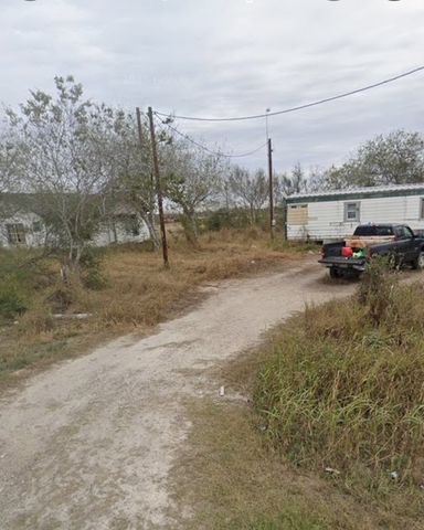 138 CR 307, Orange Grove, TX 78372